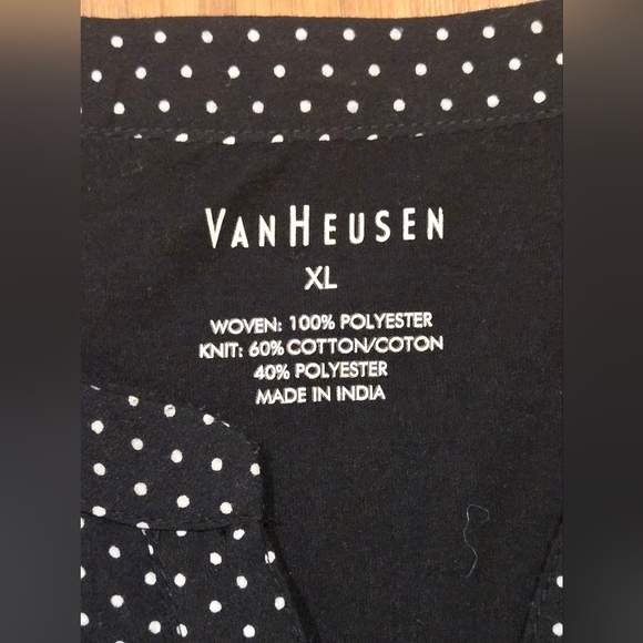Van Heusen Polka Dot Top - Picture 6 of 8